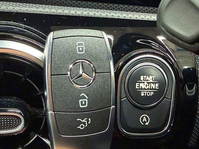 MERCEDES BENZ A CLAS 2019 Image 31