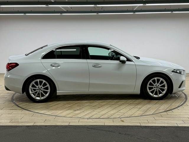 MERCEDES BENZ A CLAS 2019 Image 31