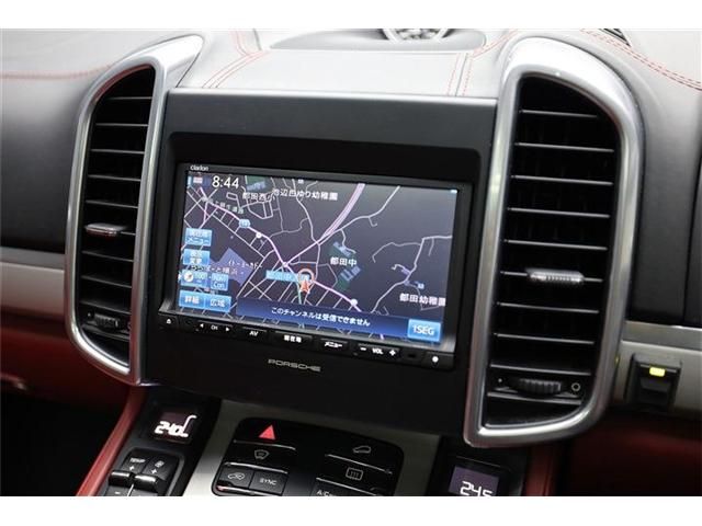 PORSCHE CAYENNE 2015 Image 31