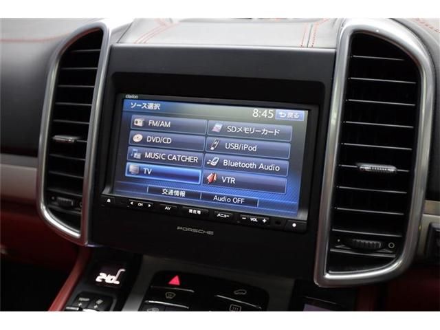 PORSCHE CAYENNE 2015 Image 31