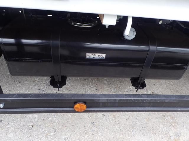 MITSUBISHI CANTER 2025 Image 31