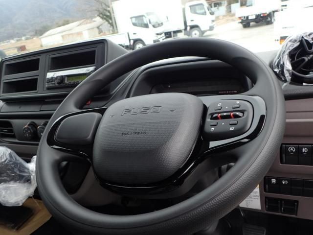 MITSUBISHI CANTER 2025 Image 31