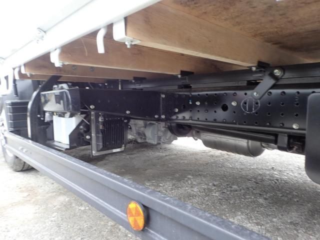 MITSUBISHI CANTER 2025 Image 31