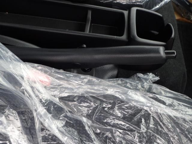 MITSUBISHI CANTER 2025 Image 31