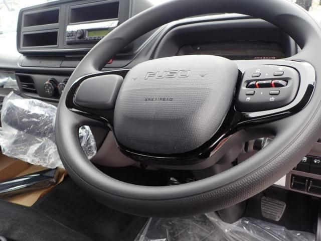 MITSUBISHI CANTER 2025 Image 31