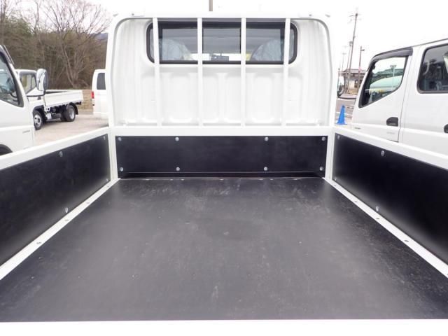 MITSUBISHI CANTER 2025 Image 31