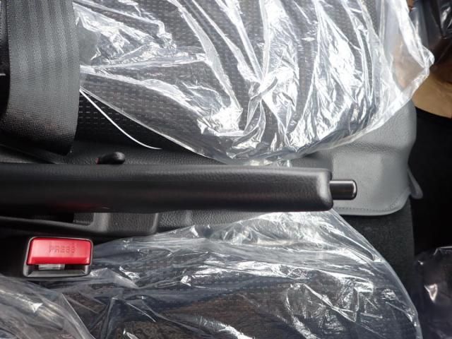 MITSUBISHI CANTER 2025 Image 31