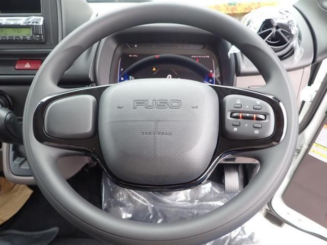 MITSUBISHI CANTER 2025 Image 31