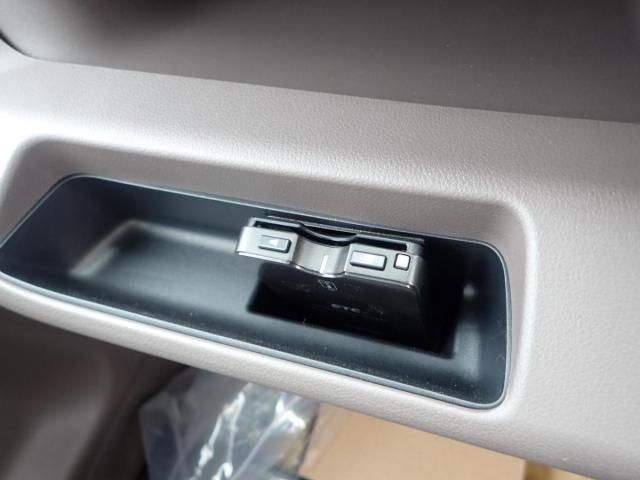 MITSUBISHI CANTER 2025 Image 31