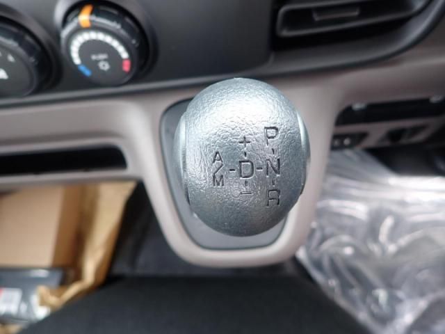 MITSUBISHI CANTER 2025 Image 31