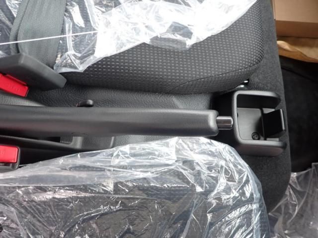 MITSUBISHI CANTER 2025 Image 31