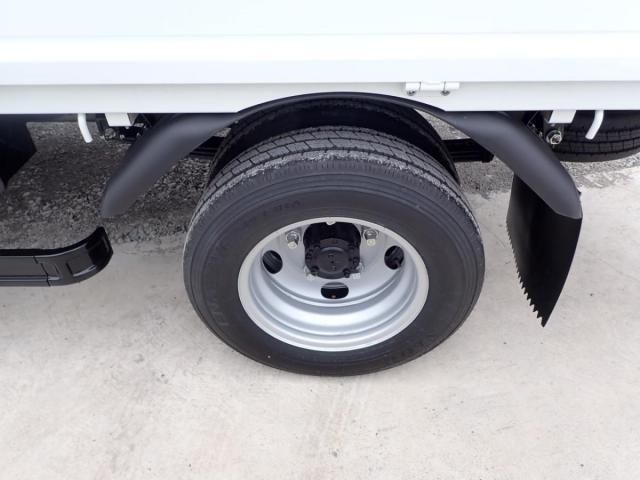 MITSUBISHI CANTER 2025 Image 31