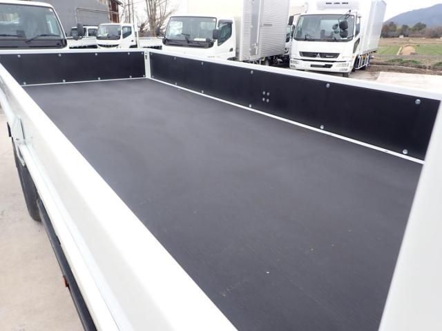 MITSUBISHI CANTER 2025 Image 31