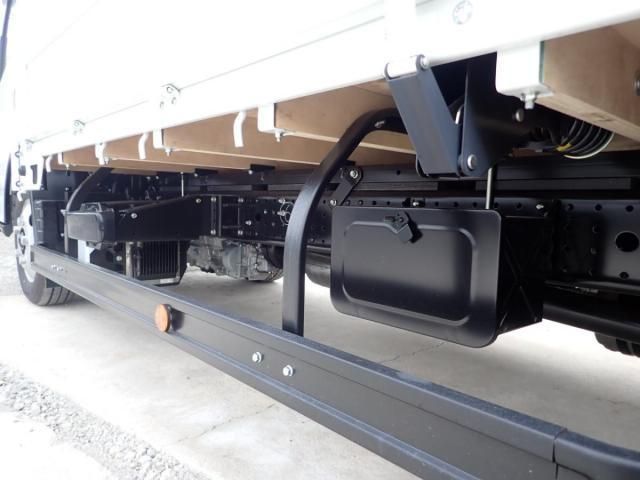 MITSUBISHI CANTER 2025 Image 31