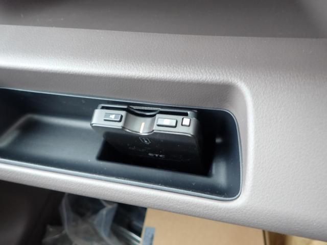 MITSUBISHI CANTER 2025 Image 31