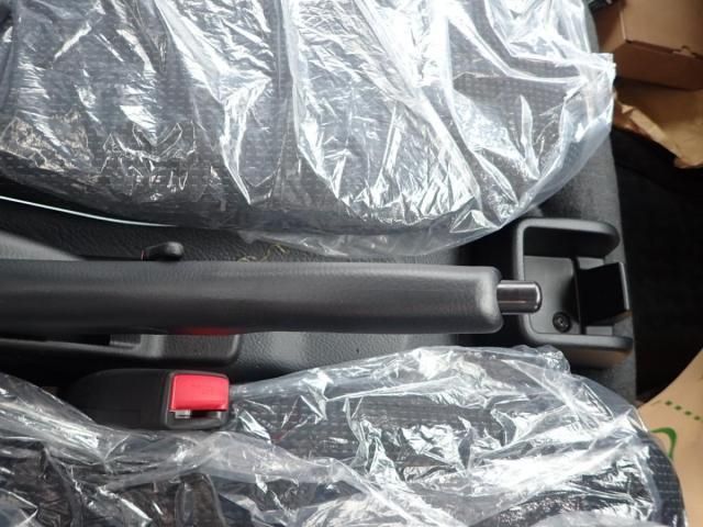 MITSUBISHI CANTER 2025 Image 31