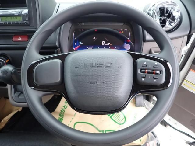 MITSUBISHI CANTER 2025 Image 31