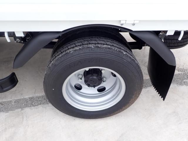 MITSUBISHI CANTER 2025 Image 31