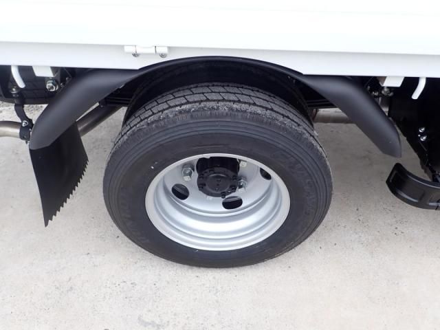 MITSUBISHI CANTER 2025 Image 31