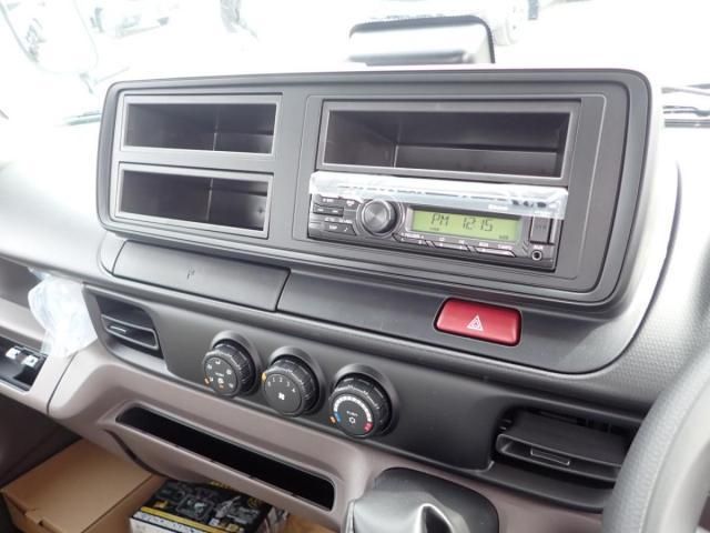 MITSUBISHI CANTER 2025 Image 31