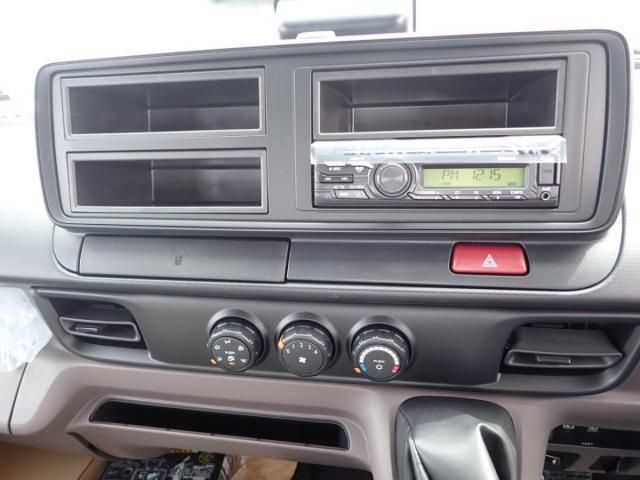 MITSUBISHI CANTER 2025 Image 31