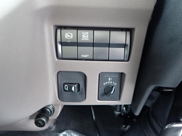 MITSUBISHI CANTER 2025 Image 31