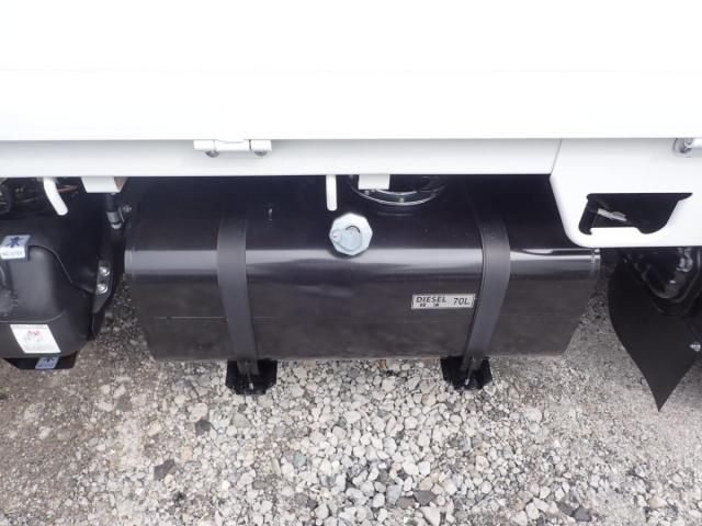 MITSUBISHI CANTER 2025 Image 31