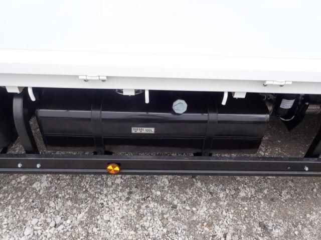 MITSUBISHI CANTER 2025 Image 31