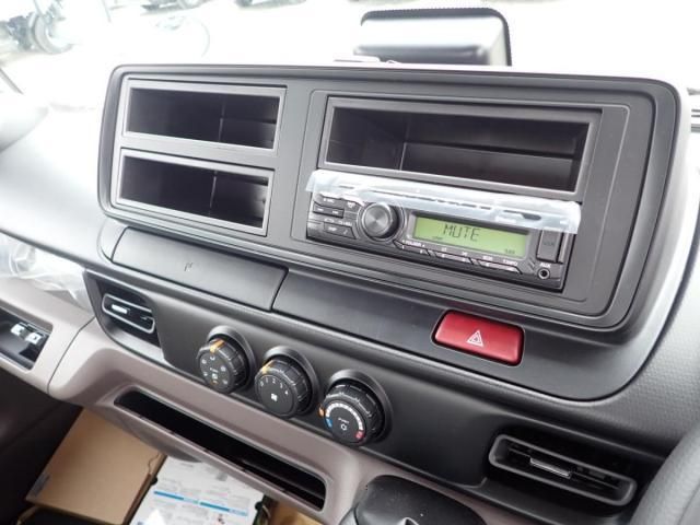 MITSUBISHI CANTER 2025 Image 31