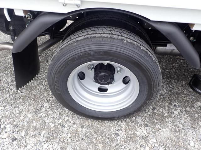 MITSUBISHI CANTER 2025 Image 31