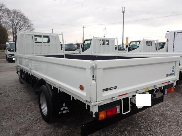 MITSUBISHI CANTER 2025 Image 31