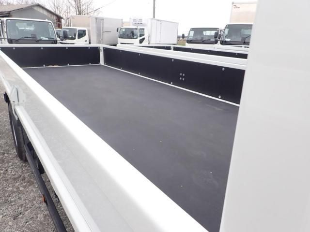 MITSUBISHI CANTER 2025 Image 31