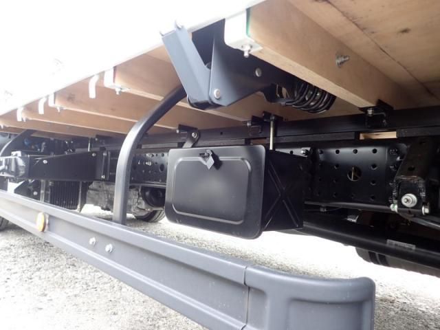 MITSUBISHI CANTER 2025 Image 31