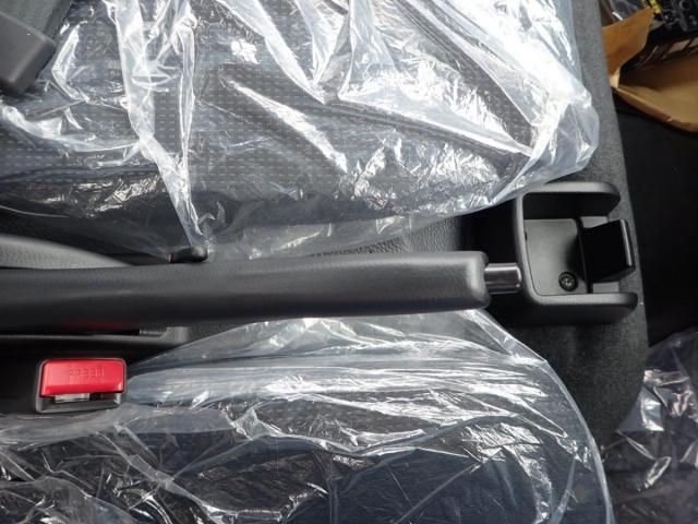 MITSUBISHI CANTER 2025 Image 31