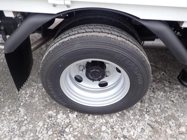 MITSUBISHI CANTER 2025 Image 31