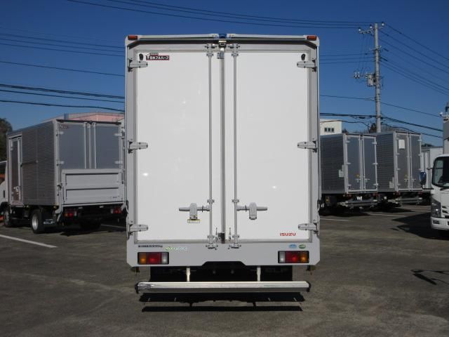ISUZU ELF 2019 Image 31