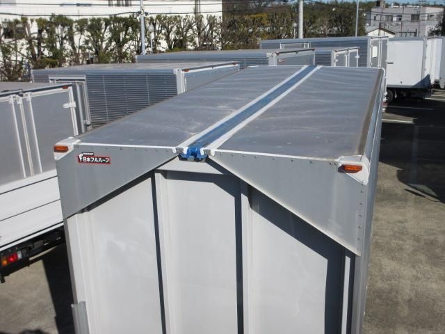 ISUZU ELF 2019 Image 31