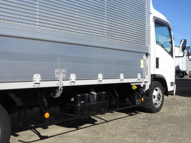 ISUZU ELF 2019 Image 31