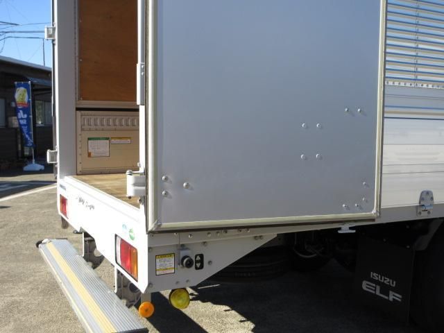 ISUZU ELF 2019 Image 31