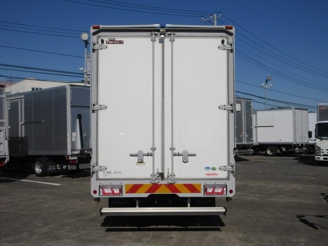 ISUZU ELF 2019 Image 31