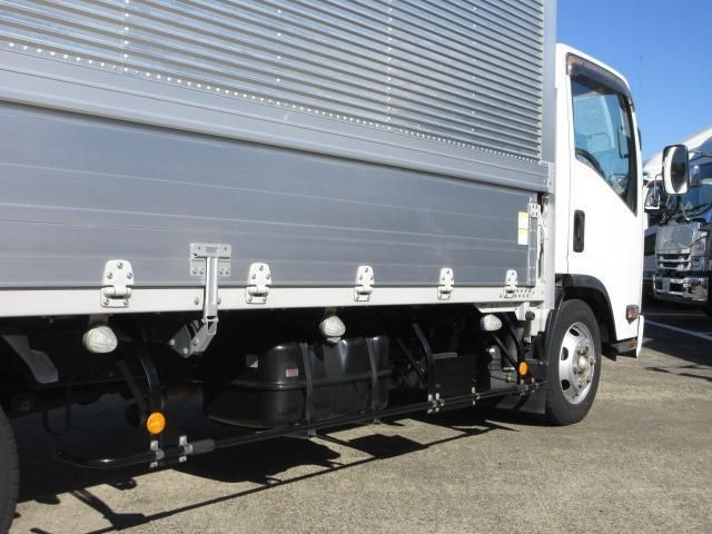 ISUZU ELF 2019 Image 31