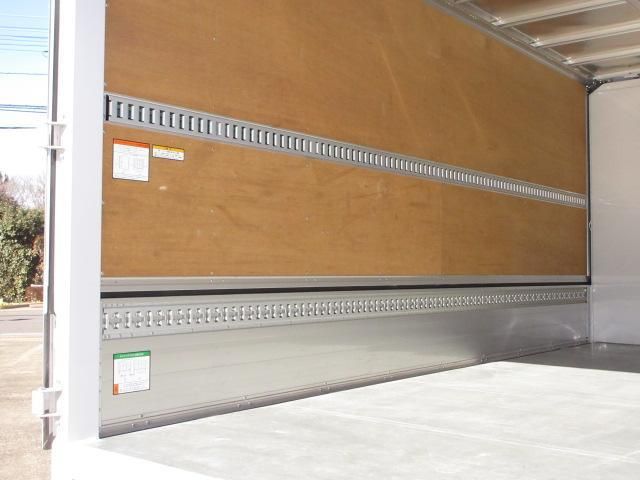 ISUZU ELF 2019 Image 31