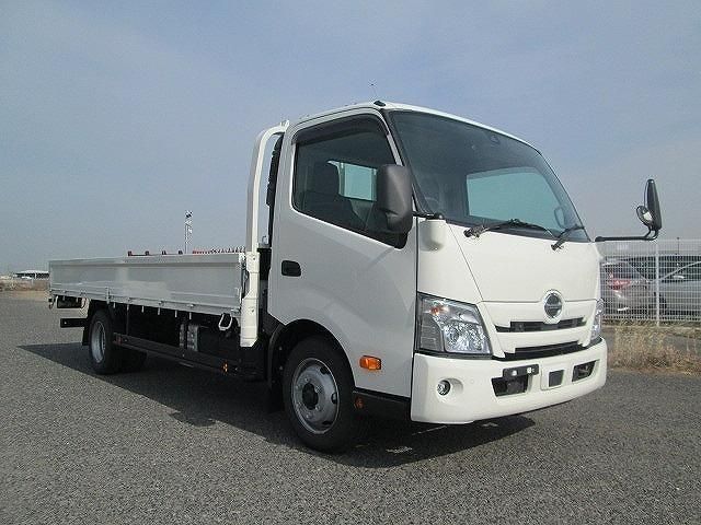 HINO DUTRO 2023 Image 31