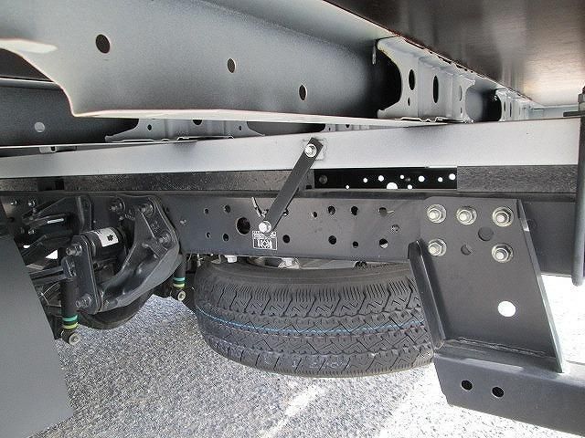 HINO DUTRO 2023 Image 31