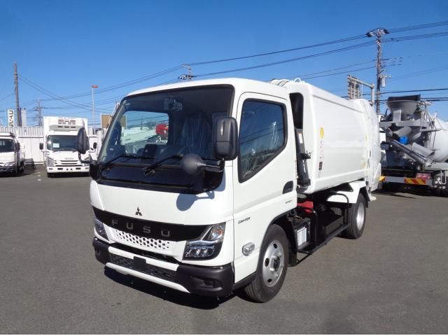 MITSUBISHI CANTER 2025 Image 31