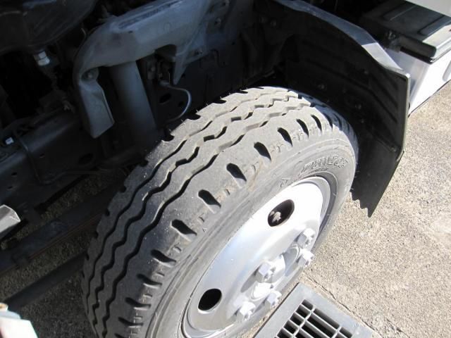 NISSAN ATLAS 2004 Image 31