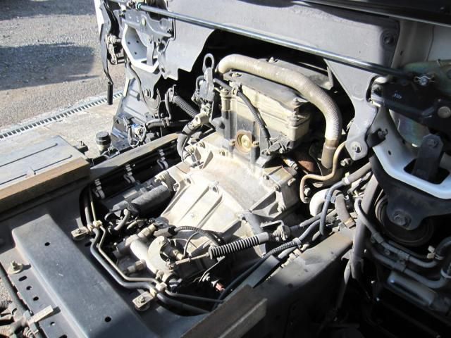 NISSAN ATLAS 2004 Image 31