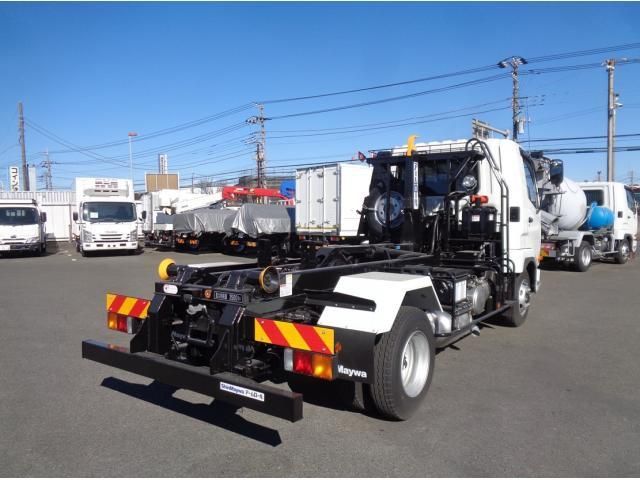 MITSUBISHI FUSOU FIGHTER 2025 Image 31