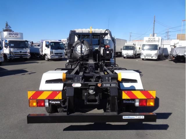 MITSUBISHI FUSOU FIGHTER 2025 Image 31