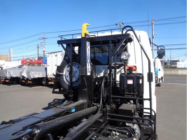 MITSUBISHI FUSOU FIGHTER 2025 Image 31